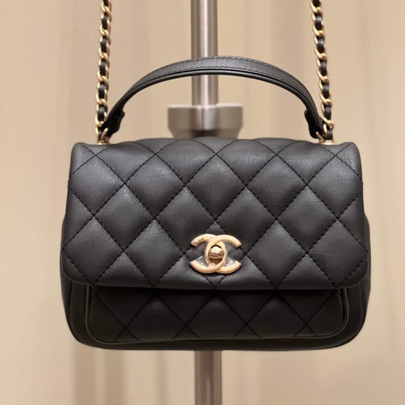 SOLD Chanel mini flap bag - Picture 1 of 9